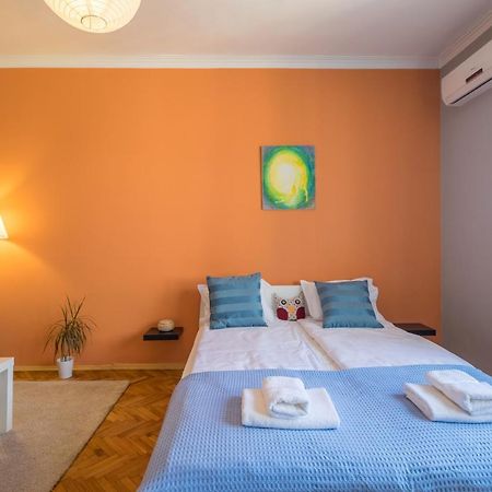 Artistic & Spacious 2Bd Central Apt By Flat Mаnager Sofia Exterior photo